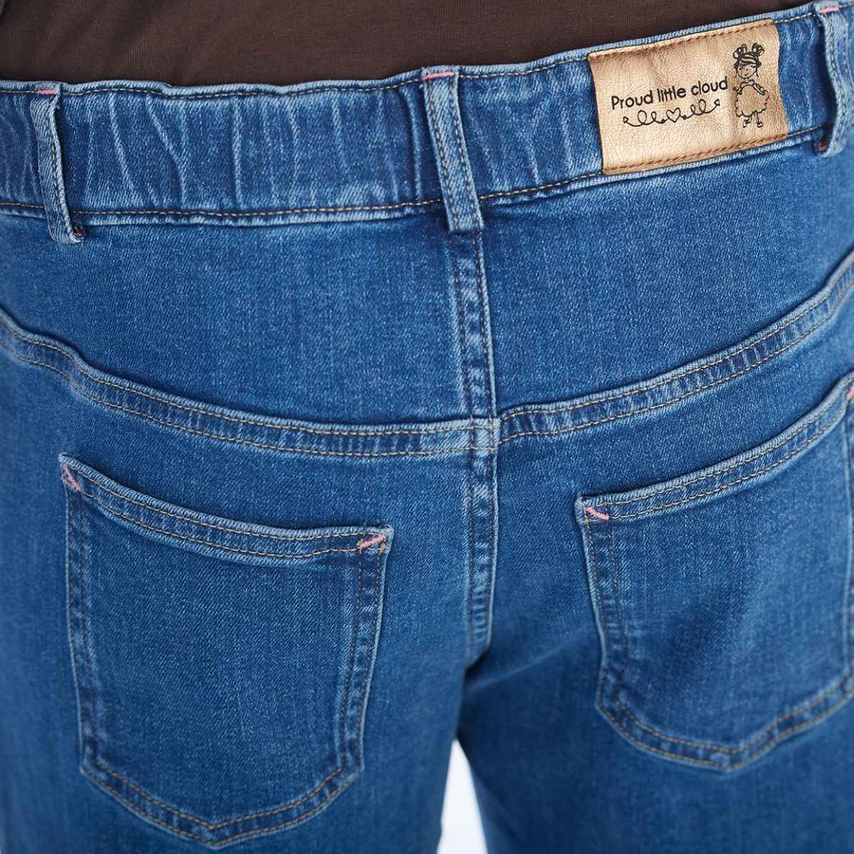 proud little cloud jeans fuer maedchen mit bauch wideleg blau detail hinten
