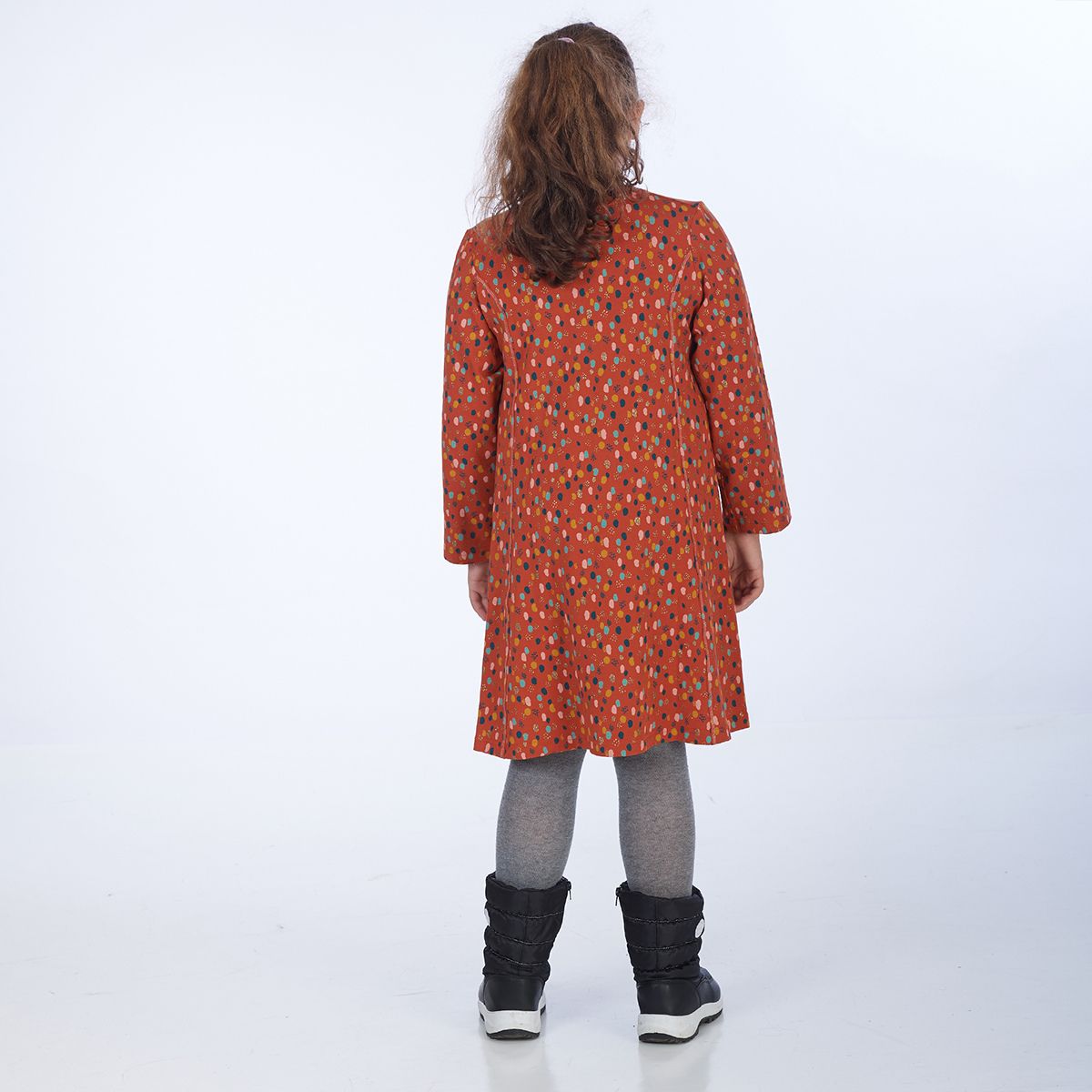 proud little cloud kleid farbenklecks fuer mollige maedchen hinten