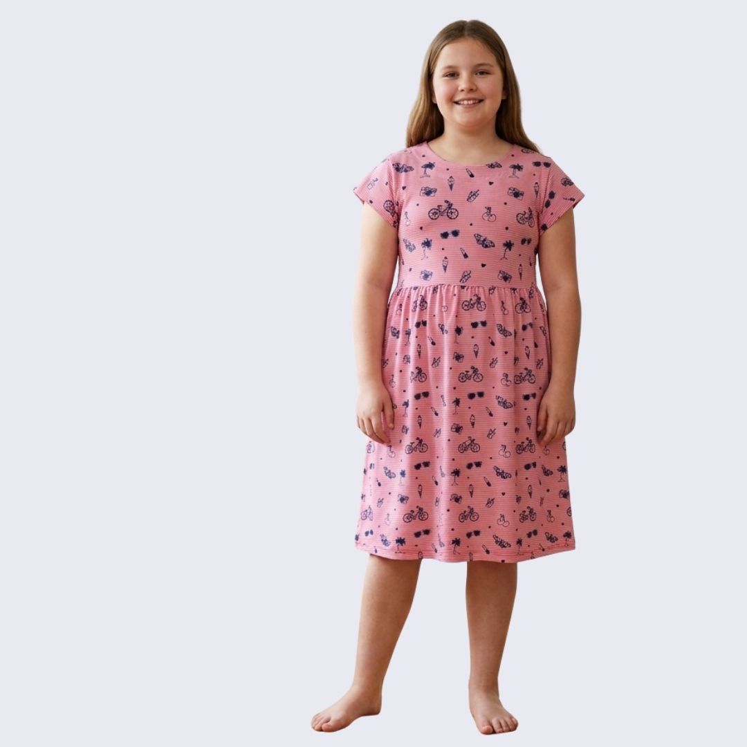 Sommerkleid mit Flügelärmeln