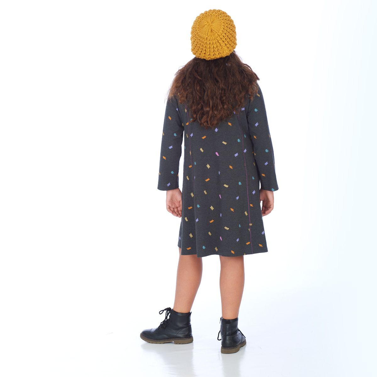 proud little cloud kleid kritzelina fuer mollige maedchen hinten