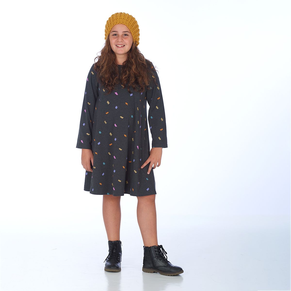 proud little cloud kleid kritzelina fuer mollige maedchen vorne