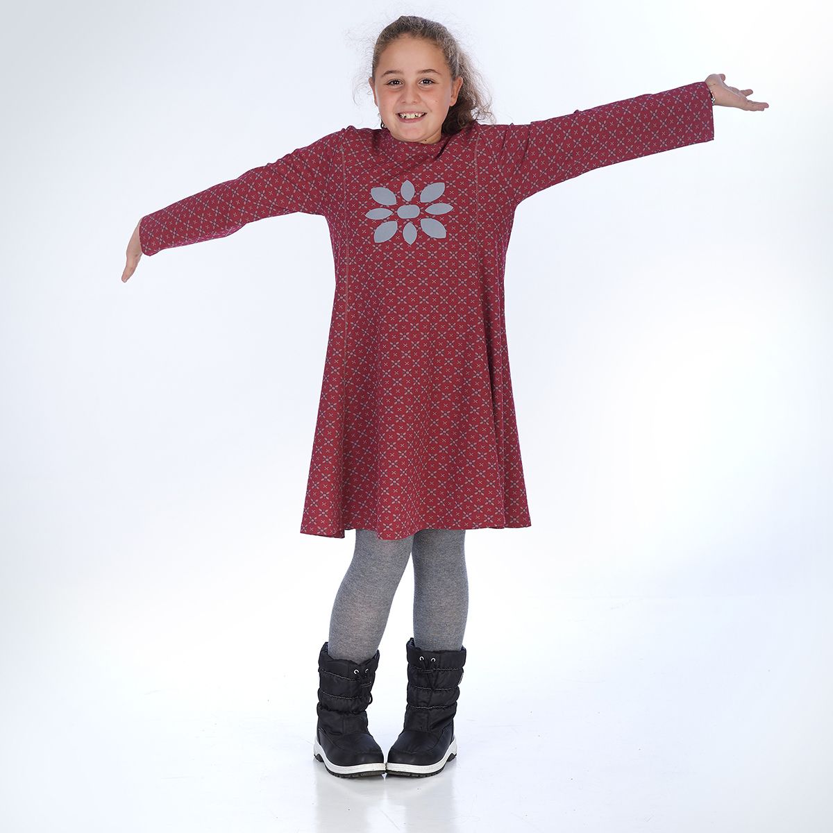 proud little cloud kleid mustergueltig fuer mollige maedchen vorne