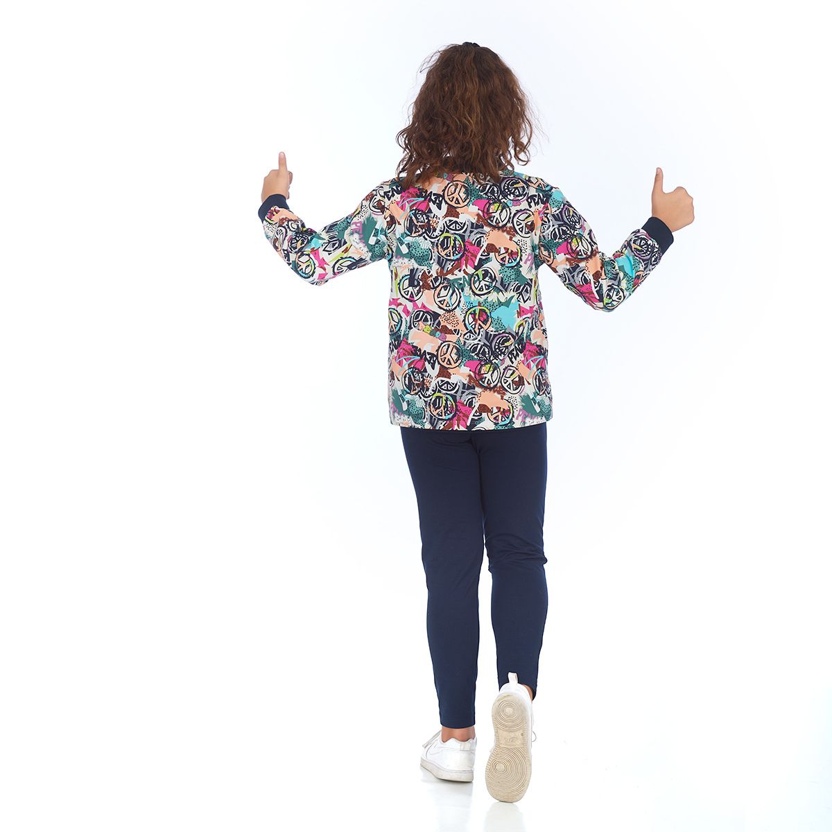 proud little cloud sweatjacke peacepower fuer mollige maedchen hinten