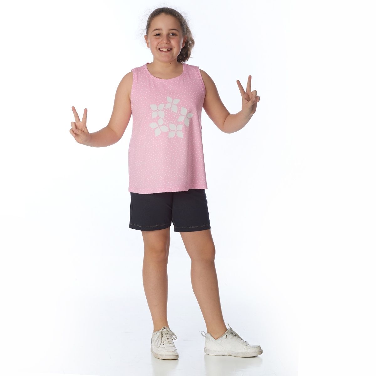 proud little cloud top hortensia fuer mollige maedchen vorne