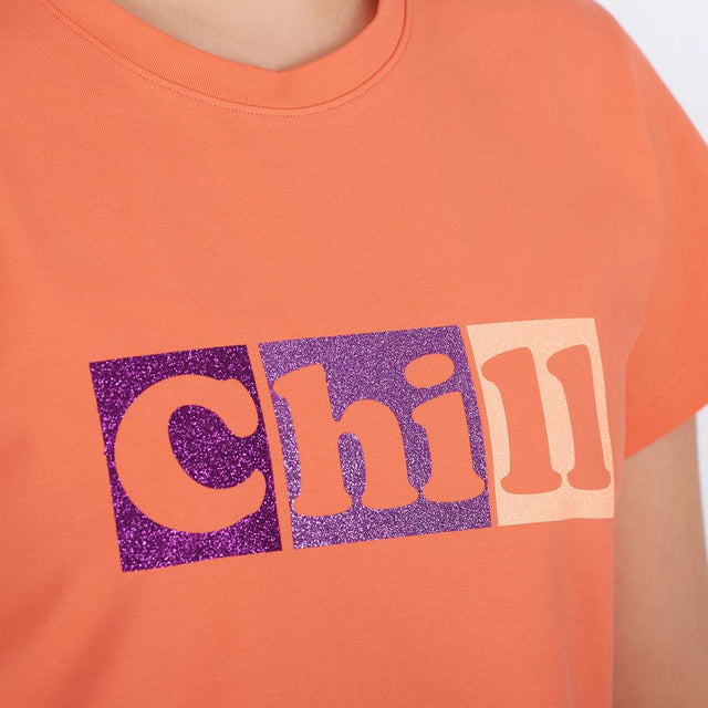 proud little cloud tshirt chilldeinebase koralle fuer mollige maedchen detail