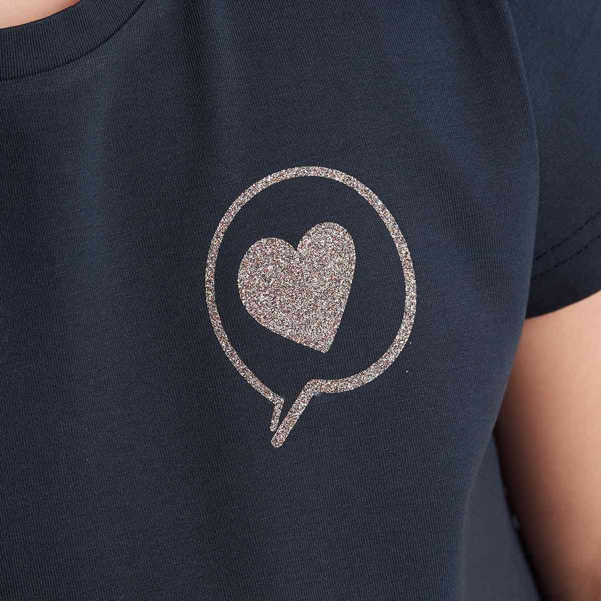 proud little cloud tshirt herzsprechblase detail fuer mollige maedchen kleidergroesse 116 bis 158