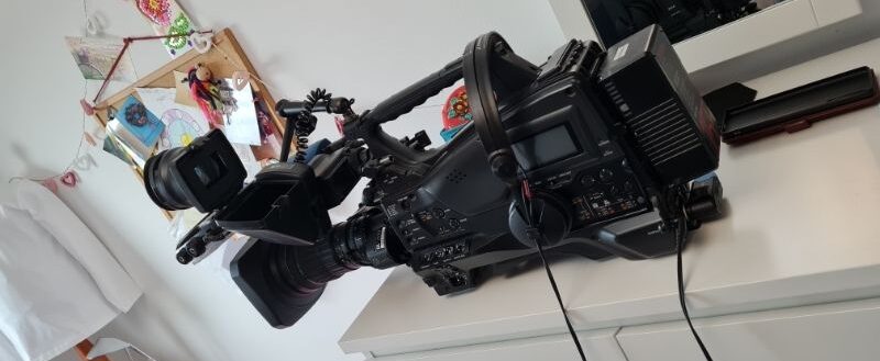 Proud little cloud im Fernsehen und wie der Beitrag über unsere Mode für kräftige Mädchen im Netz viral ging