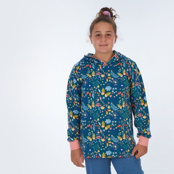 proud little cloud hoodie fuer mollige mädchen butterfly bliss vorne2