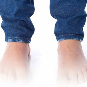 proud little cloud jeans fuer maedchen mit bauch destroyed detail unten