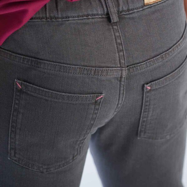 proud little cloud jeans fuer maedchen mit bauch wideleg grey bund detail hinten