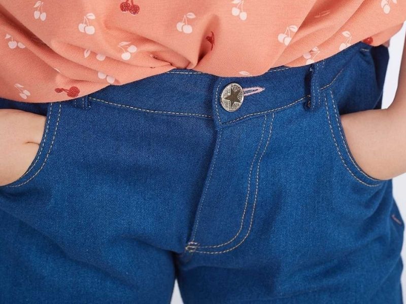 Jeans für Mädchen mit Bauch by Proud little cloud